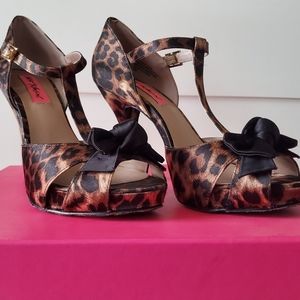Betsey Johnson Canddee Leopard heels